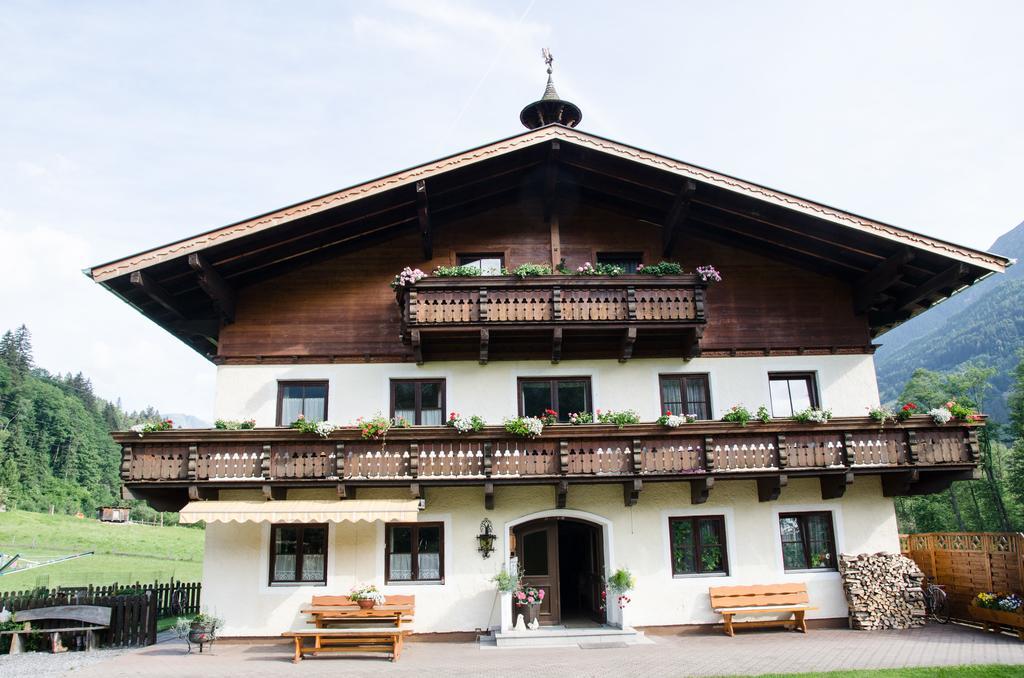 Scheibenhof Villa Bad Gastein Exterior photo