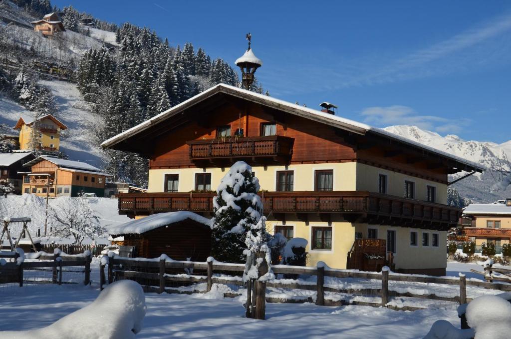 Scheibenhof Villa Bad Gastein Exterior photo